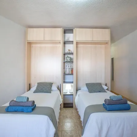 Апартаменты Go2tenerife Apart'mila Wowww!!! Sea View & Pool Плая-де-лас-Америкас